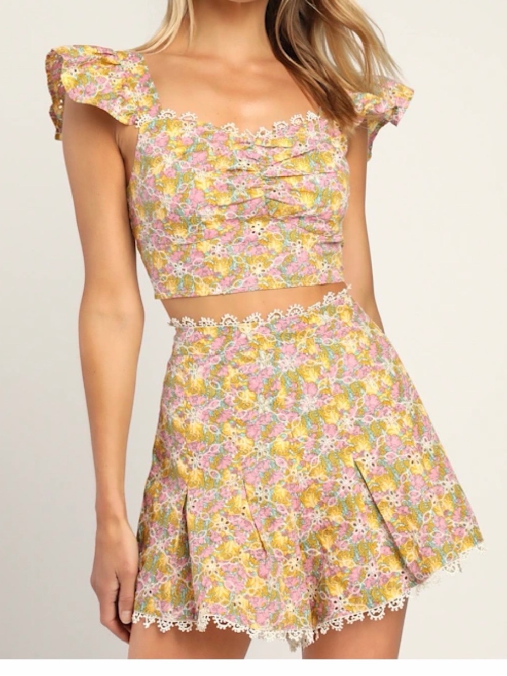 LULU'S (2 piece) Yellow Top and Skorts Floral Eyelet Lace High-Waisted. Size M